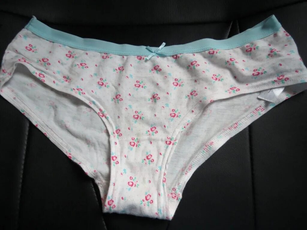 Used s ru. Волосатые трусы женские. Прокладки pantyliners in panties. Стринги discharge для детей 2 лет.