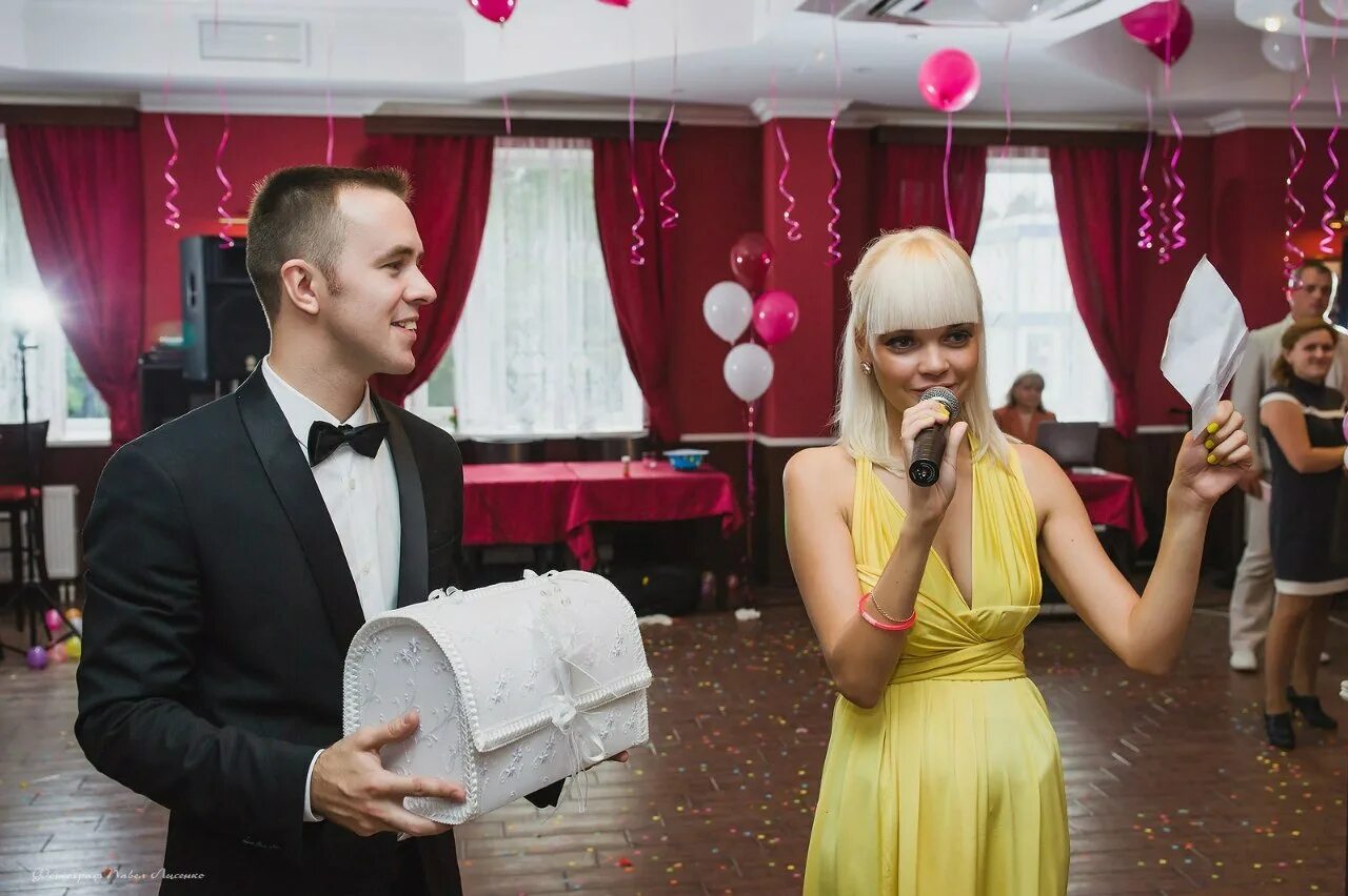 Ведущий мероприятий. Посоветуйте ведущего. Диджей на свадьбе. Посоветуйте ведущего. Ведущий свадеб сургут.