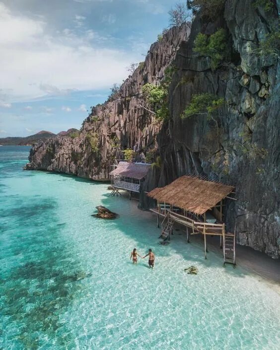 Остров корон филиппины. Banwa private island (филиппинские острова). Остров палаван филиппины. Висайские острова. Лусон филиппины.