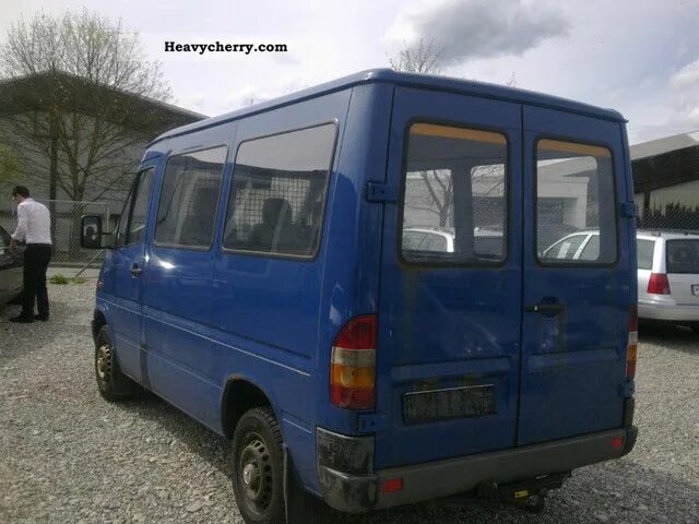 Sprinter 208d. Mercedes-Benz 208d фургон. Мерседес 208д Спринтер 1996 года. Mercedes Benz Sprinter 1994 года 208d. Мерседес спринтер 208д