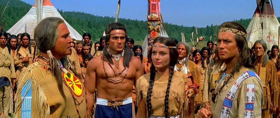 Племя объединяет