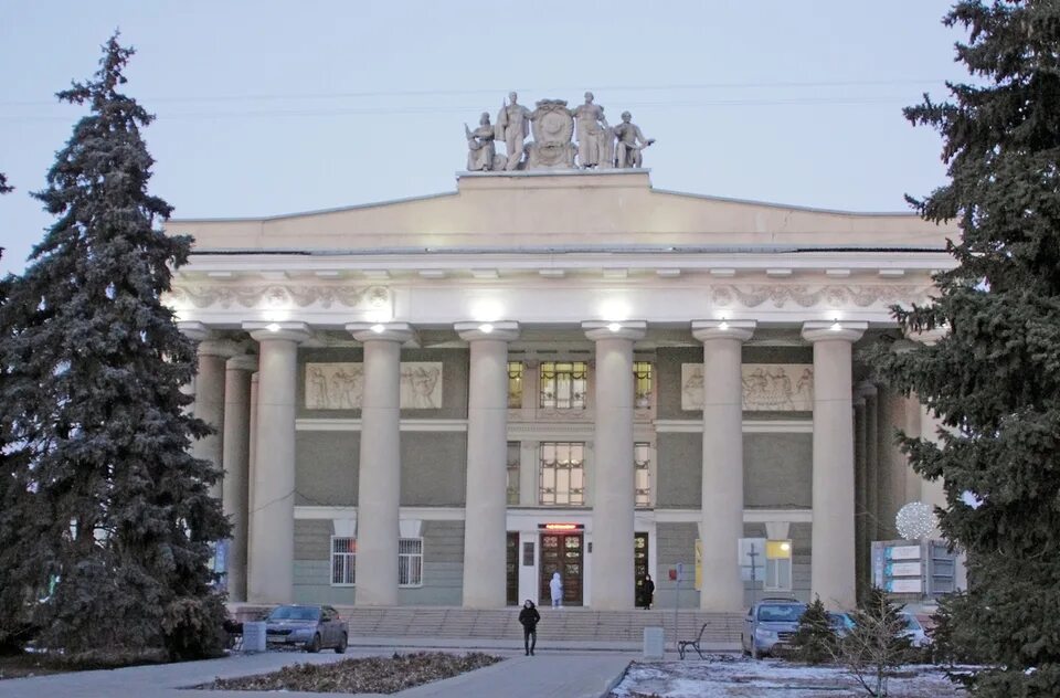 Волжанин волжский. Дк сатурн самара береза. Дк волжанин пгт волжский. Дк волжанин пгт волжский. Поселок волжский омск.