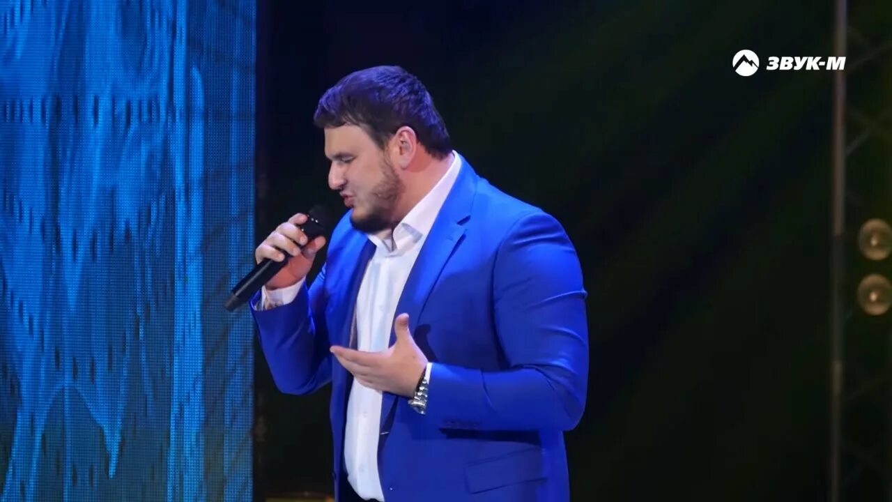 Кавказец поет. Кашешов нахушев она другая. Кашешов нахушев она другая. Кашешов нахушев она другая. Кашешов нахушев она другая.