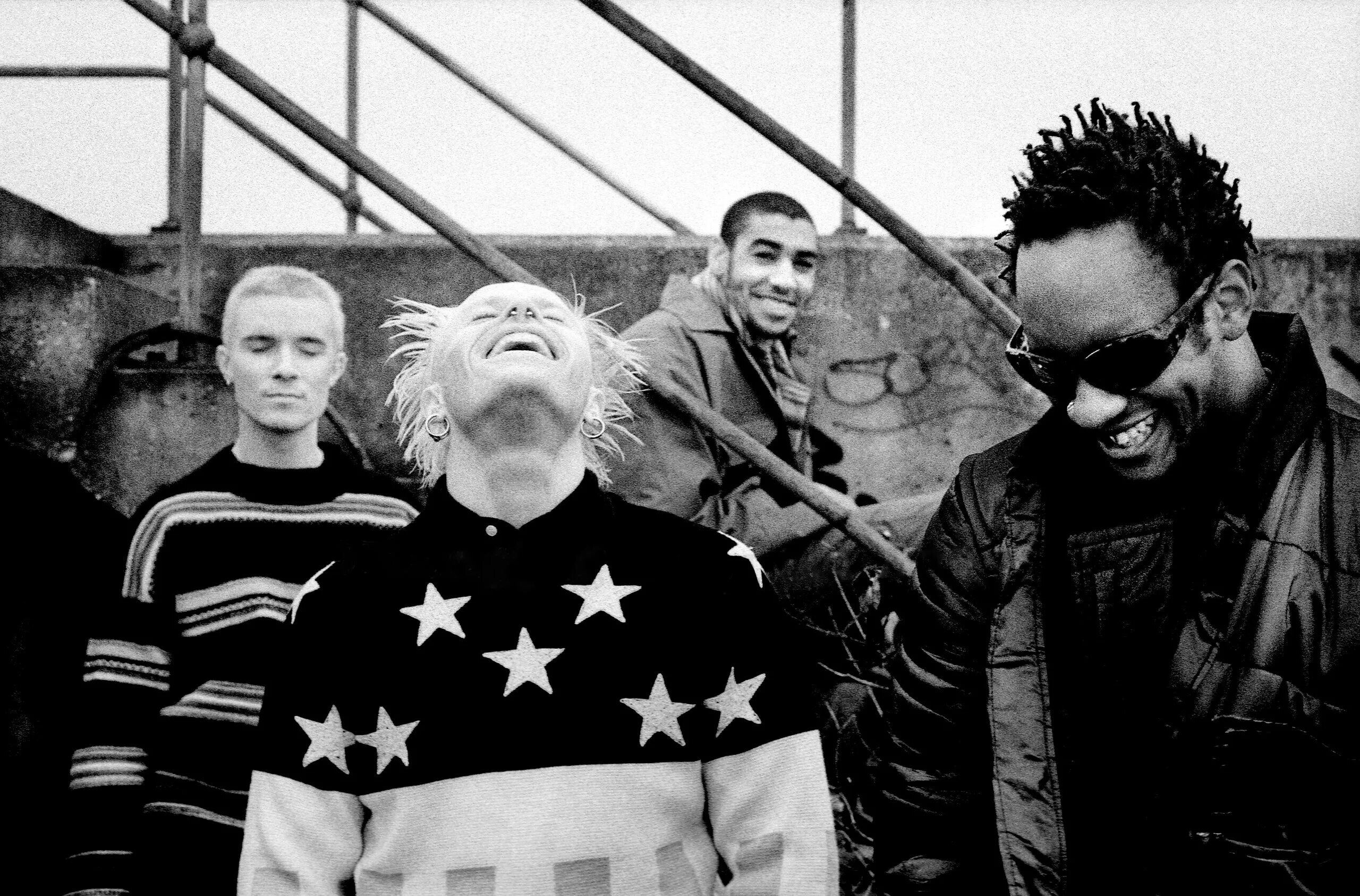 группа the prodigy 1995. музыкальная группа продиджи. группа the prodigy. Prodigy. Prod.