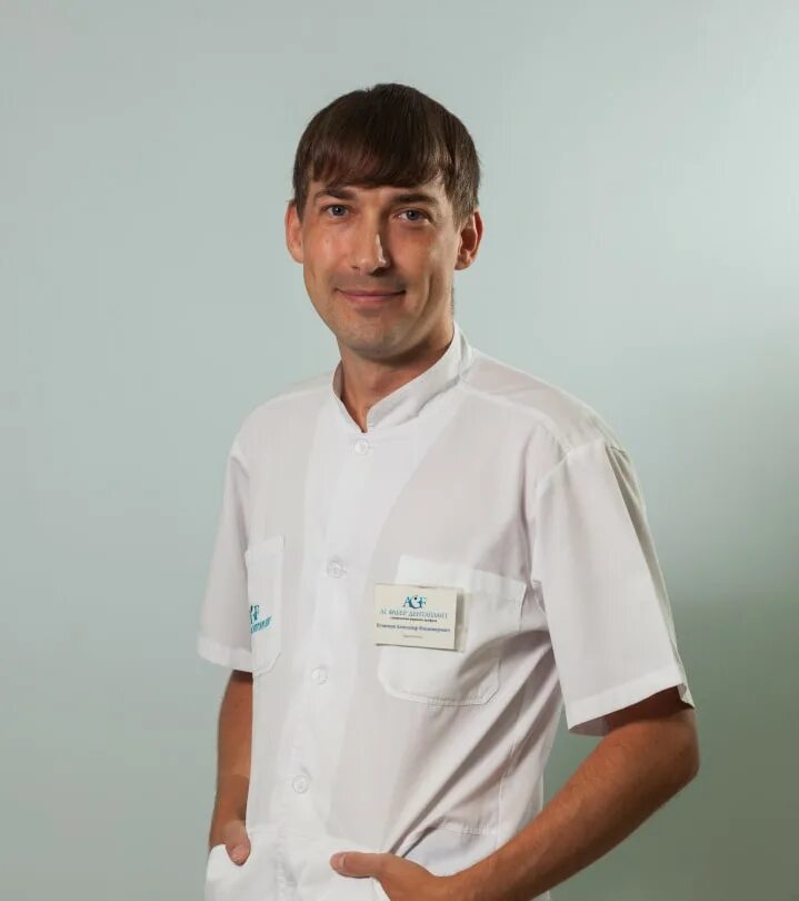 Зубные техники волгограда. Бучковский петр павлович. Зубной техник эстетика. Зубной техник волгоград. Зубной техник.