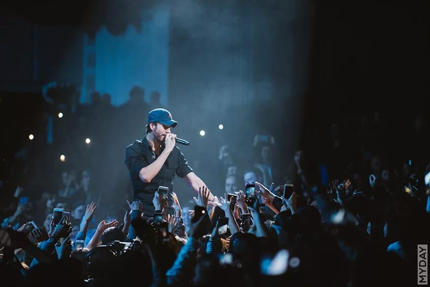 иглесиас москва концерт. энрике иглесиас concert. февр. энрике иглесиас concert. энрике иглесиас в москве 2021.