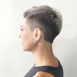 Короткие прически сбоку
