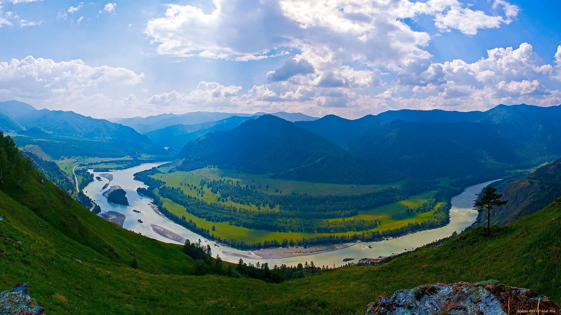 Алтайский край воздух. Горы Алтая Катунь. Горно Алтайск река Катунь. Долина реки Катунь. Уймонская Долина Катунь.