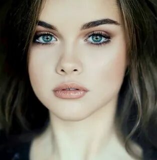Красивый милый макияж