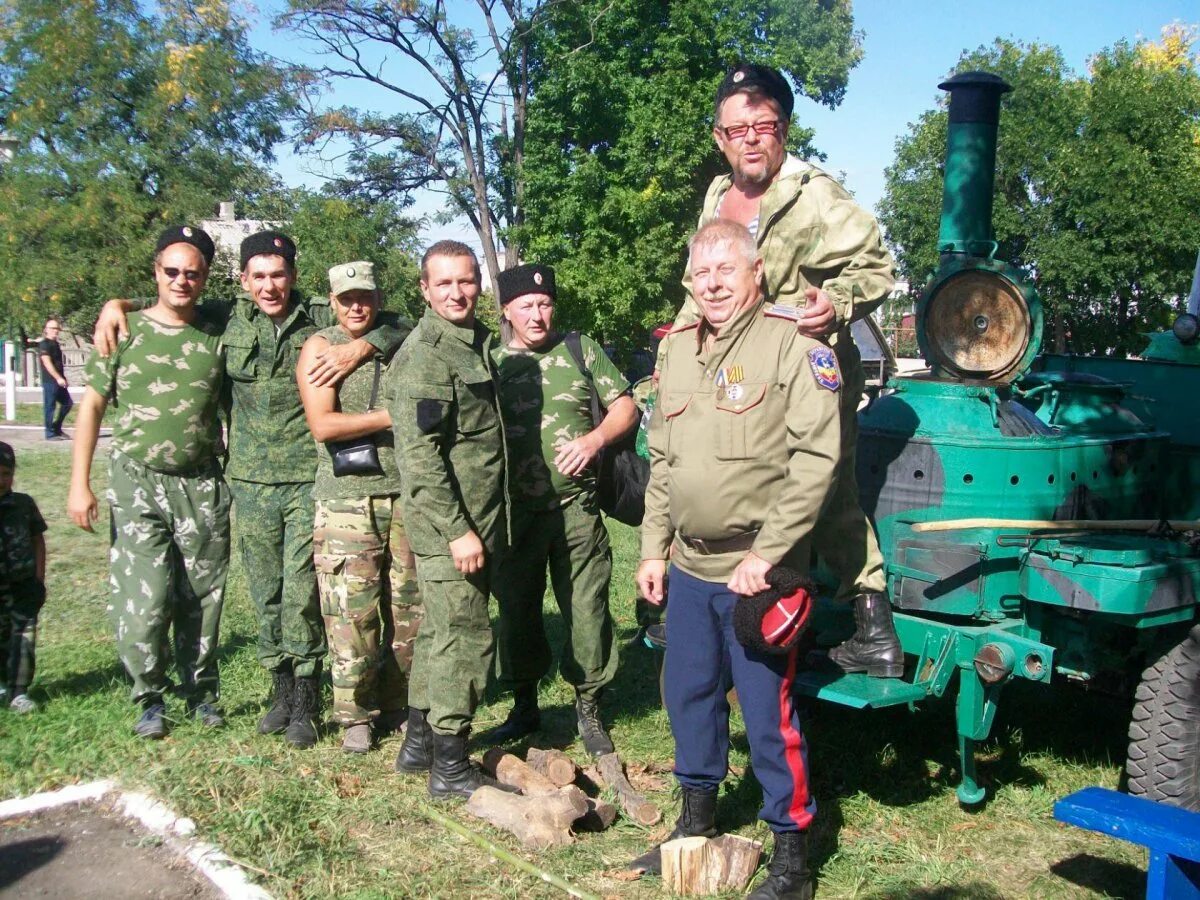 Погода в чернухино. Поселок Чернухино Луганской области. Пос Чернухино 2015. Чернухино фото. Фото поселка Чернухино.