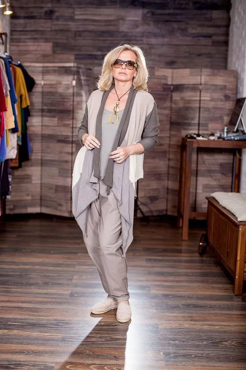 Comfort style. Lizard comfort style одежда. Платье бохо для женщин за 40. Комфорт стиль. Стиль комфорт.