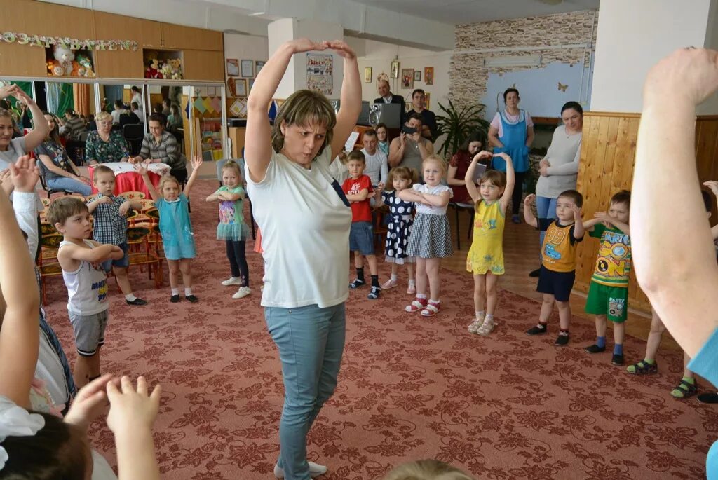 база отдыха светлячок шапсугская. казачий детский сад светлячок. шапсугское светлячок. спортивно-туристический комплекс светлячок. лагерь светлячок междуреченск.