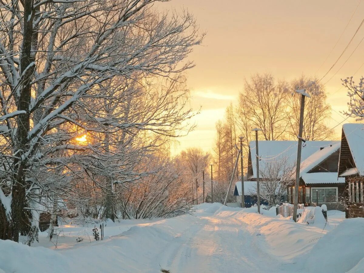 Зимнее снежное день. Зимняя деревня. Зима в деревне. Деревня зимой. Деревня в снегу.