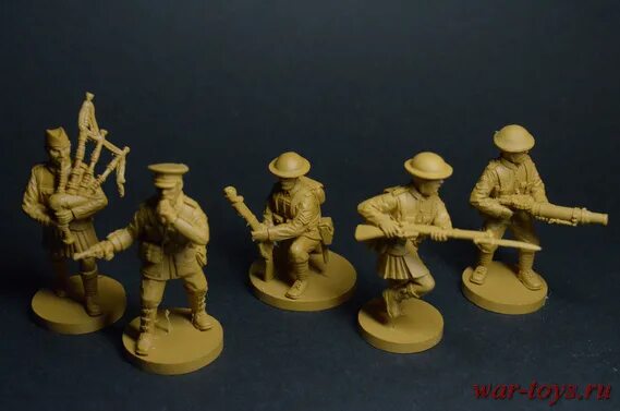 Парад игрушечных солдатиков. Солдатики полесье. Солдатик выпуск. Оловянные солдатики стэкс. Оловянный солдатик морская пехота.