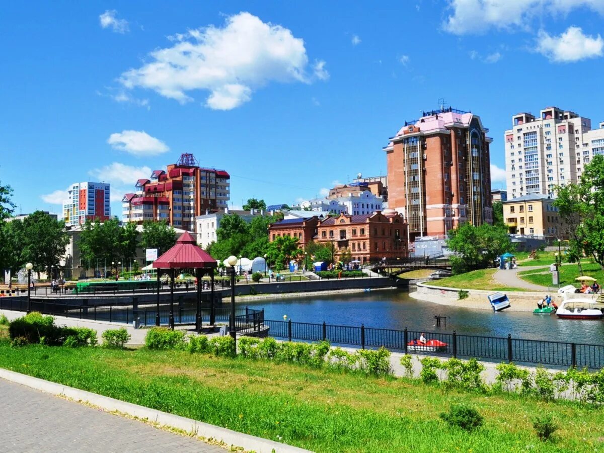Дрочильня хабаровск. Городские пруды хабаровск. хабаровск лето. г хабаровск хабаровский край. хабаровск центр города.