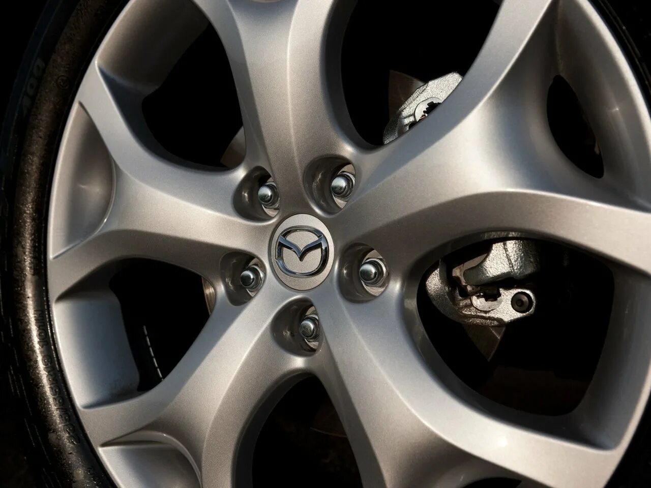 Диск размер 19. Диски mazda cx-7 r19. колеса mazda cx7 r19. мазда сх7 на 19 дисках. литые диски мазда cx7.