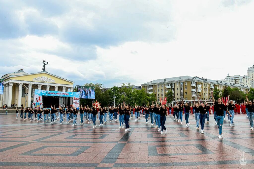 1 мая белгородская область. День Победы Белгород. Май в Белгороде. Праздник 9 мая в Белгороде. 15 Корпус БЕЛГУ.