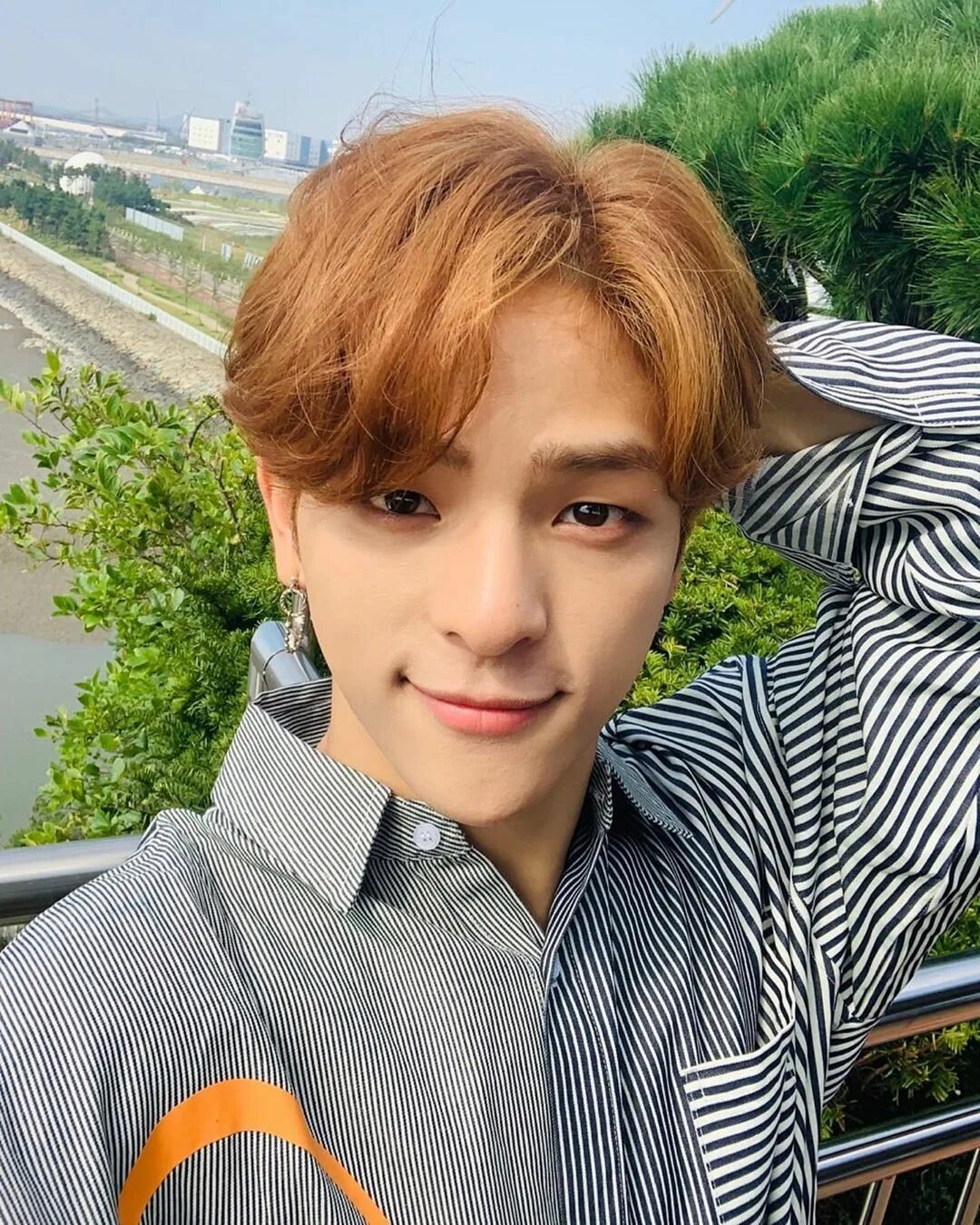 Уджин скз. Stray kids участники. Уджин из stray kids. Stray kids юджин. Уджин из stray kids.