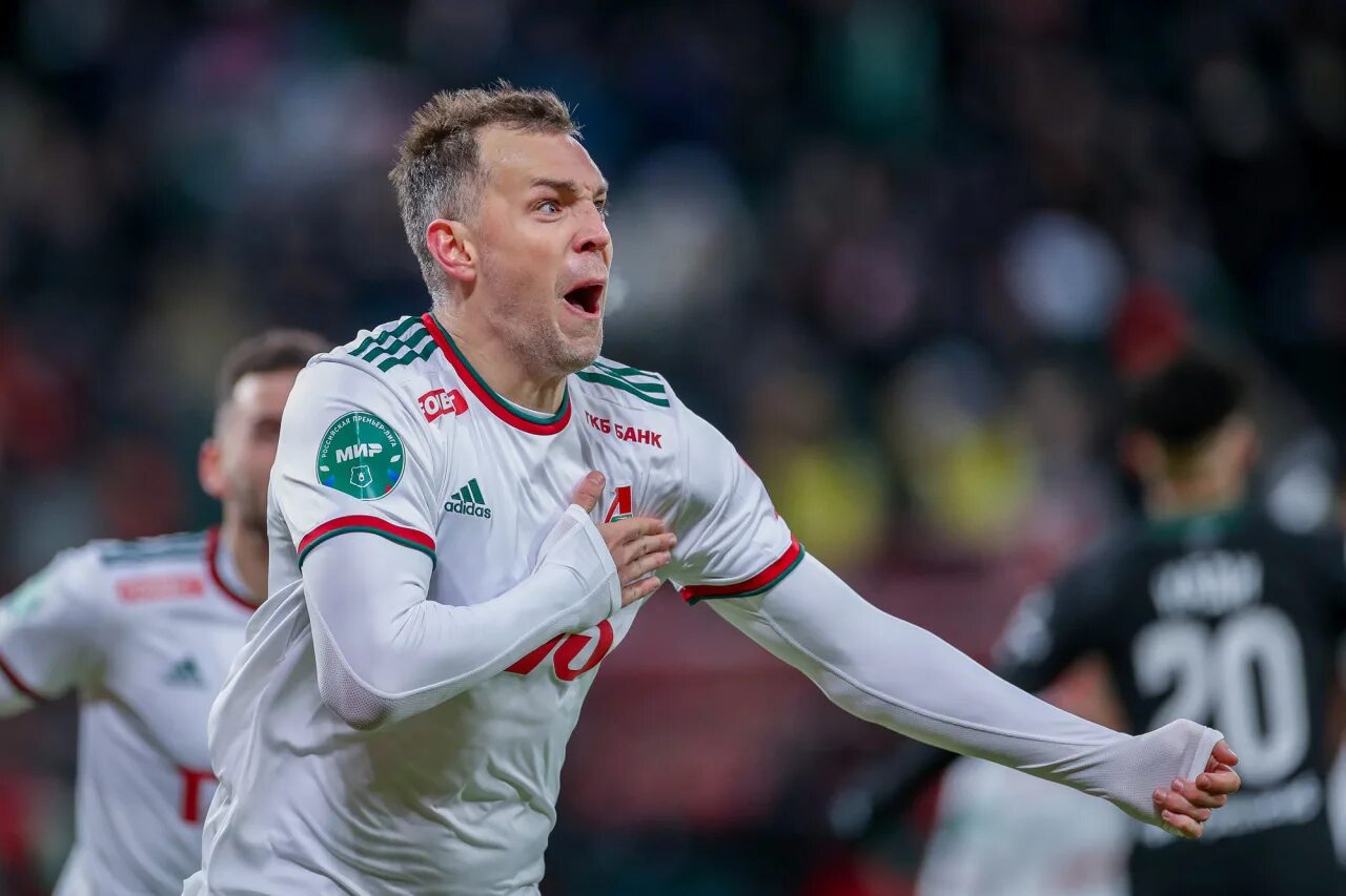 Дзюба почему не играет сегодня за локомотив. Дзюба локомотив. дзюба в локомотиве 2025.