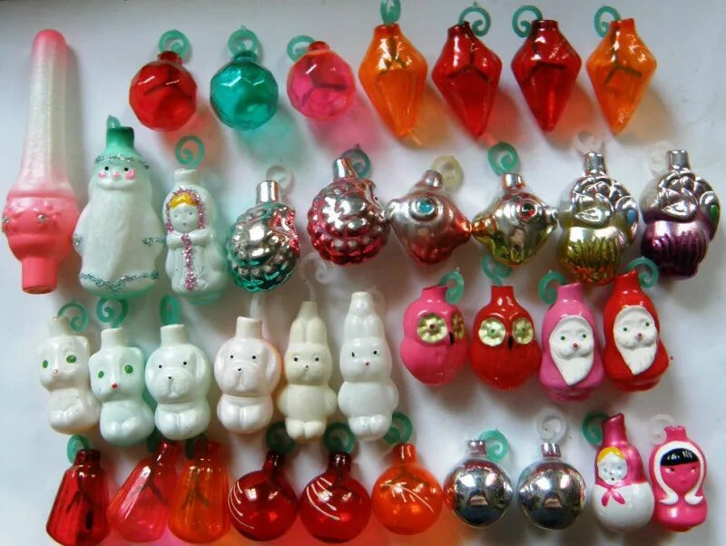 Мышиный король елочная игрушка клин. Набор новогодних елочных шаров. Ёлочные игрушки иней набор "ягодный". Новогодние игрушки. Украшение елки.