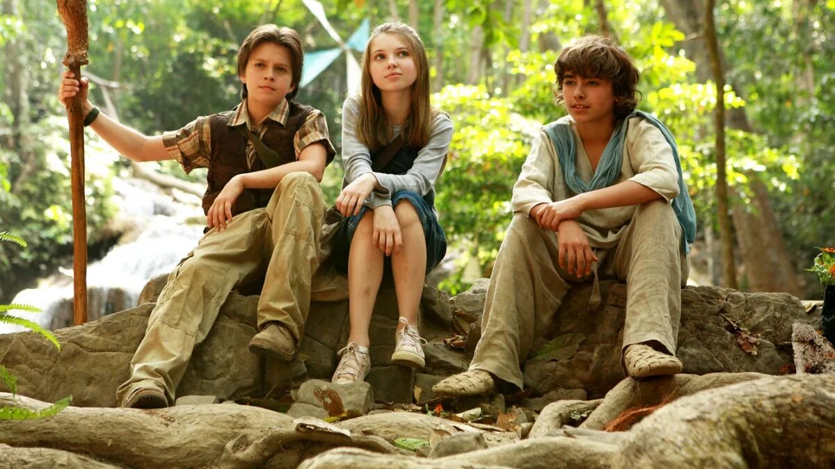 Пропавший фильм 2008. Там их несколько. Ева гарсиа вакас в фильме пещера. «высота» (altitude), 2010 фильм. Мы из будущего 2008.