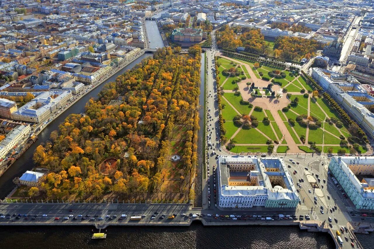 Где марсово поле. Марсово поле в Санкт-Петербурге. Марсово поле, Санкт-Петербург, Марсово поле. Марсово поле и летний сад в Санкт-Петербурге. Марсово поле Михайловский сад.