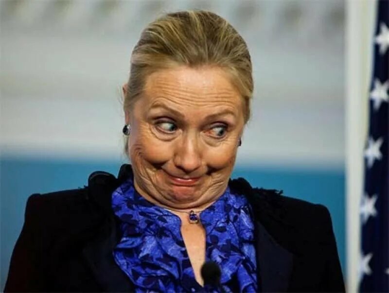 Stupid girl. Хиллари Клинтон Мем. Хиллари Клинтон пластика. Хиллари Клинтон неудачные фото. Клинтон прикол.