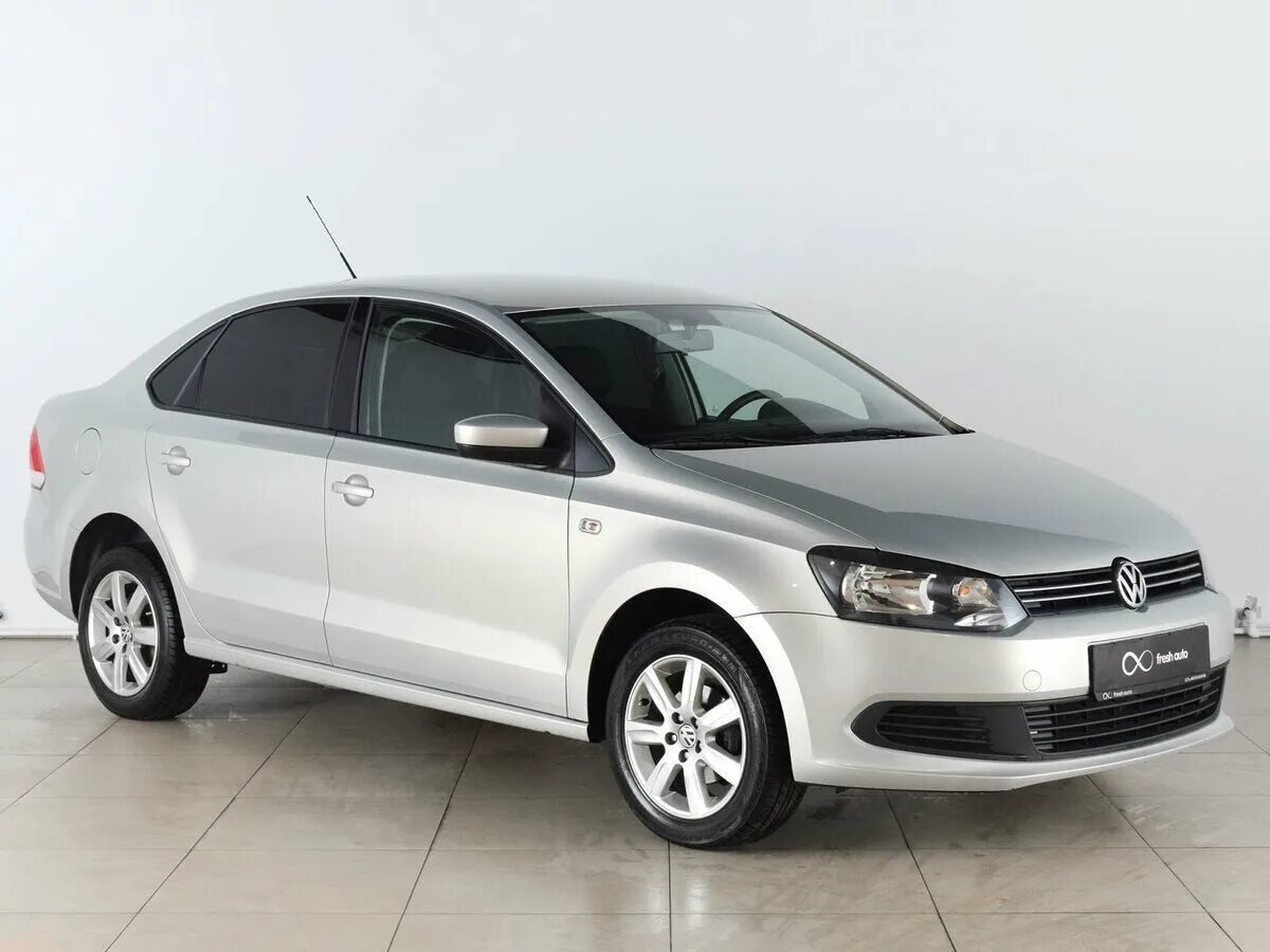 Купить поло седан левая задняя. Volkswagen Polo 5 sedan. Фольксваген поло седан 1.6. Volkswagen Polo sedan 1.6. Фольксваген поло седан 2011 года.