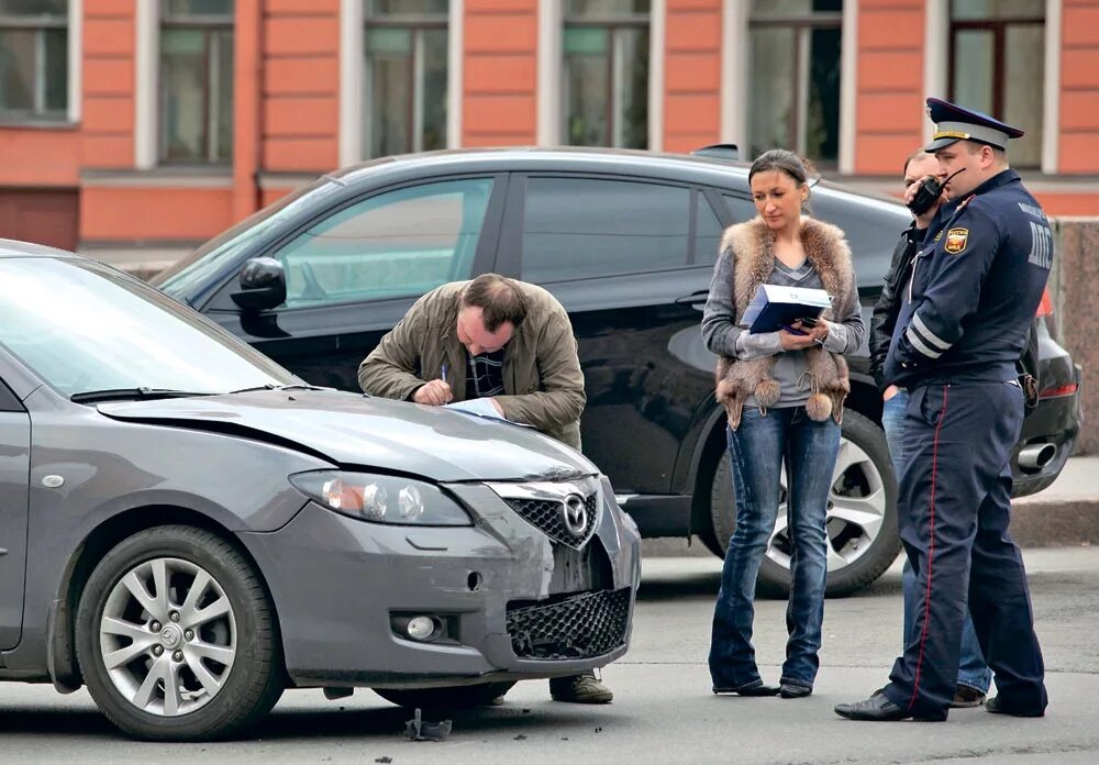 Розыск водителя скрывшегося с места дтп. Петлюра место дтп на карте. Оказание первой помощи на дороге. Свидетель с места аварии. Свидетель с места аварии.
