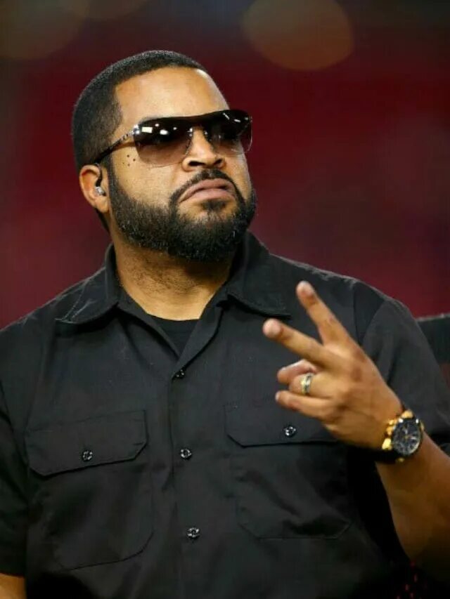 Ice cube us. Ice Cube. Борода айс Кьюба. Ice Cube с бородой. Айс Кьюб без бороды.