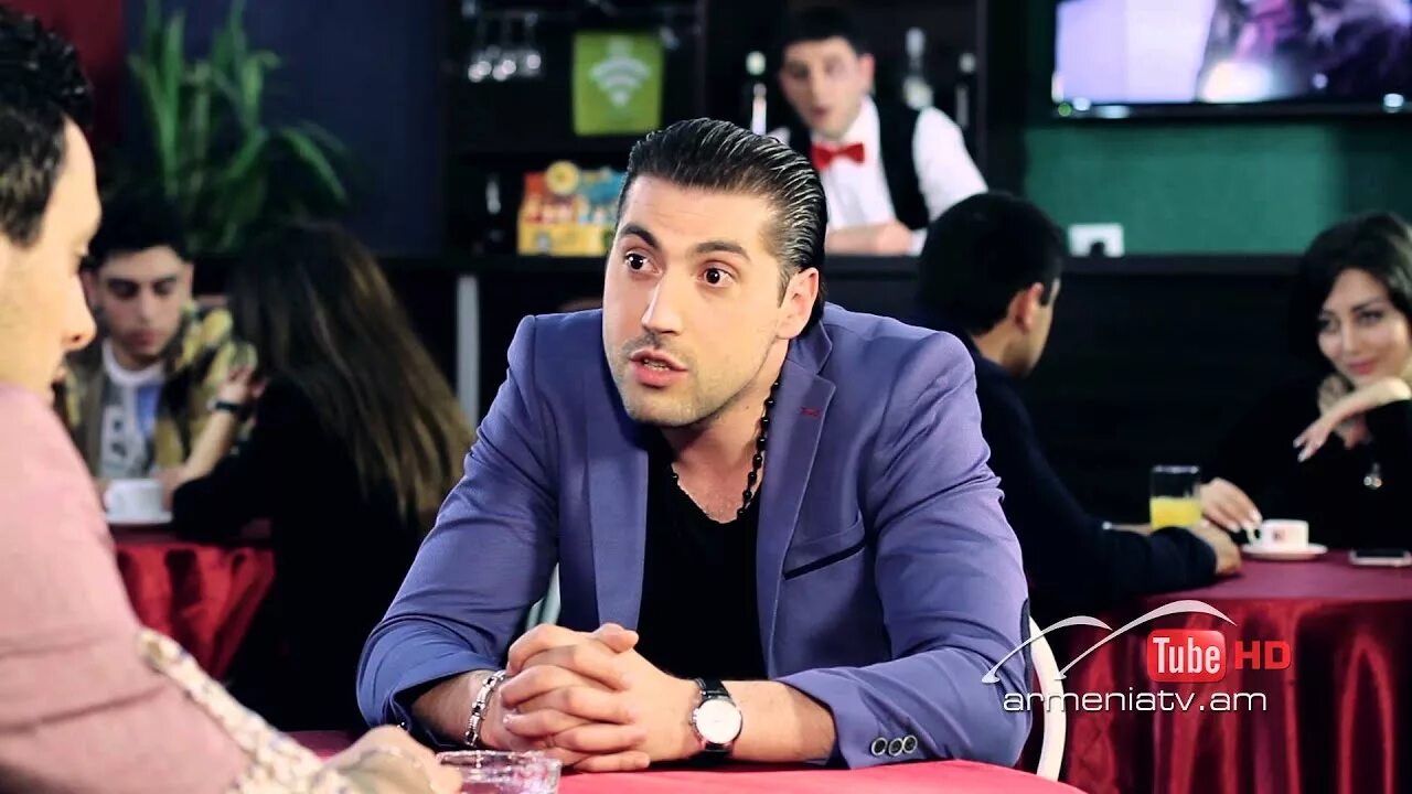 Фул хаус / ֆուլ հաուս 2րդ. Обои в стиле покера. Игральные карты. Покер фул хаус комбинации. Фулл хаус в покере.