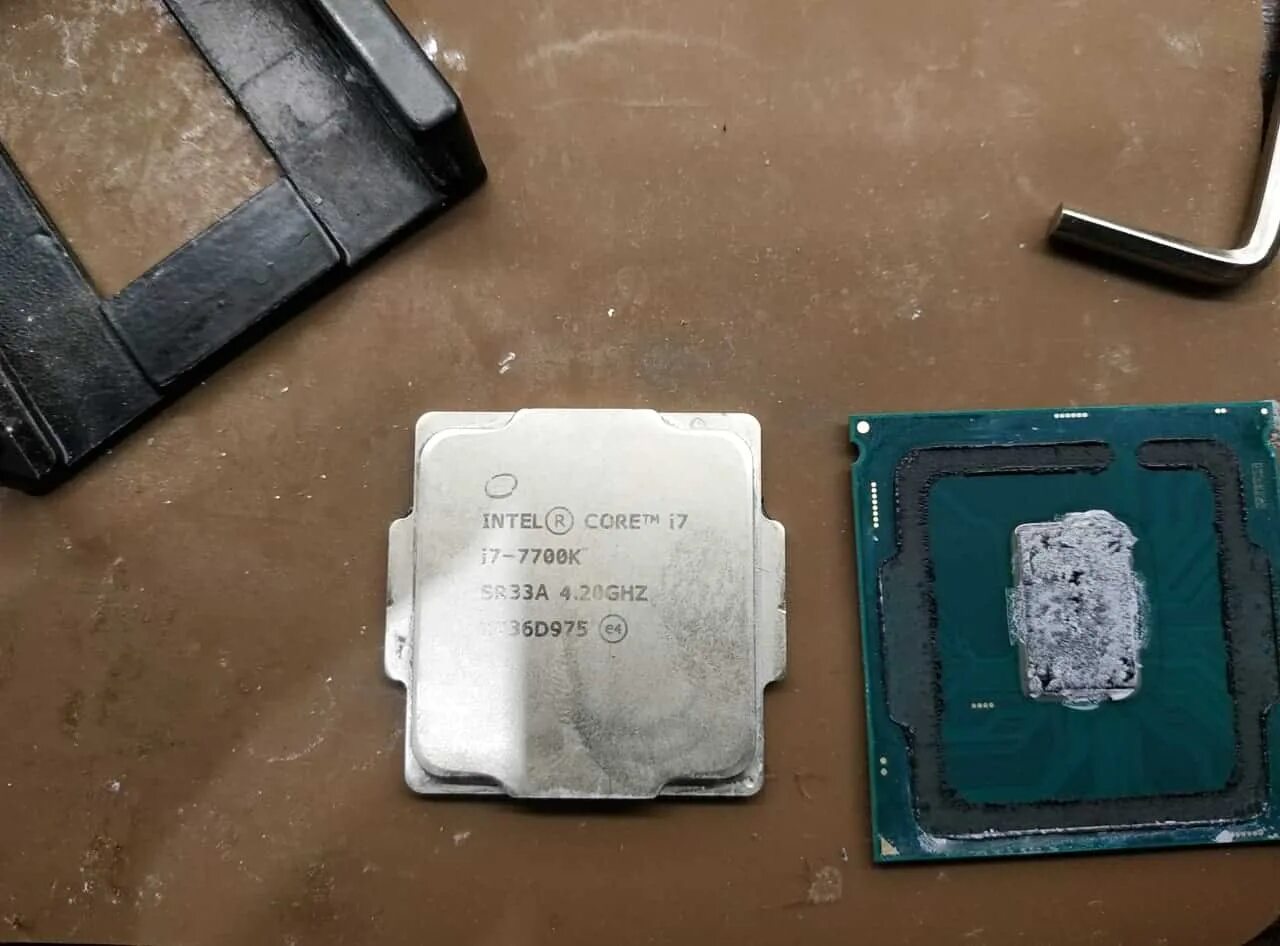 7 12700. I7 12700k скальпирование. I7 7700k скальпирование. Core i7 7700k скальпирование. Intel i7 11700k скальпирование.