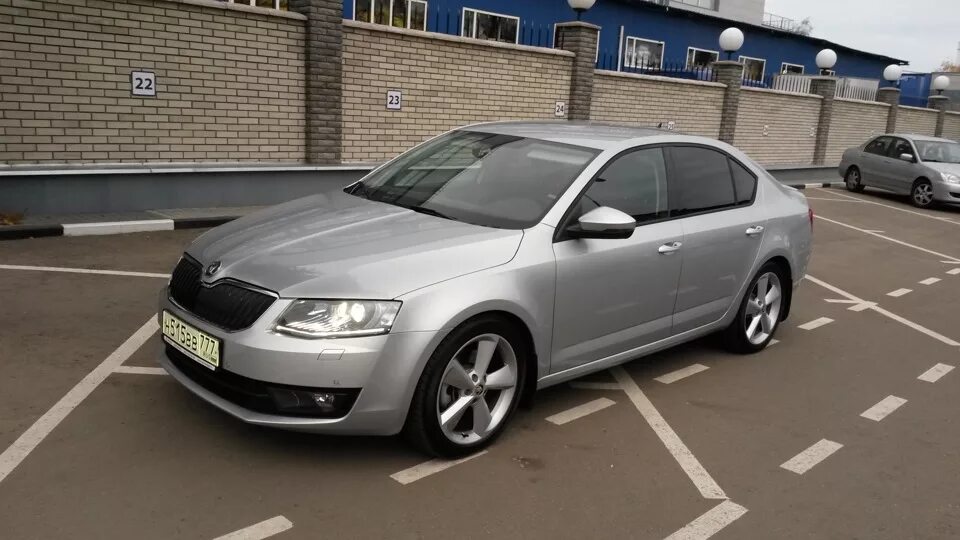 1.8 tsi dsg 7. Диски golus r17 skoda octavia. golus r18 октавия а7. октавия а7 1.8 r18. диски golus r18 skoda octavia a7.