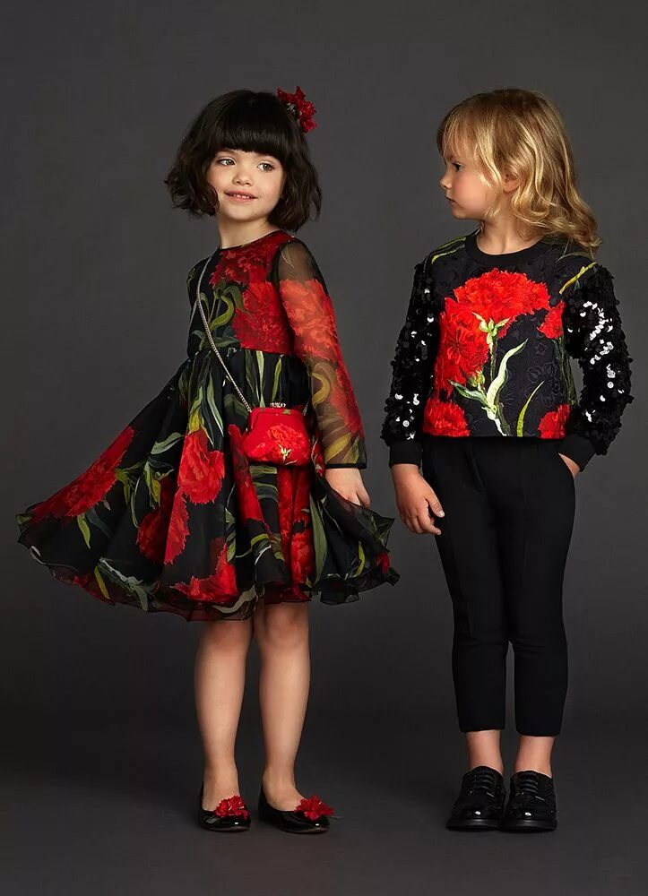 Девочка дольче габбана. Дольче Габбана Kids 2022. Dolce Gabbana Kids ss22. Дольче Габбана Kids 2015. Дольче Габбана детская коллекция 2018.