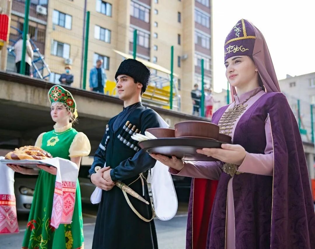 Рп черкесск. Карачаево-Черкессия столица. Карачаево-Черкесии Карачаево-Черкесская Республика. Город Черкесск Карачаево-Черкесской Республики. Карачаево Черкесск Кавказ.