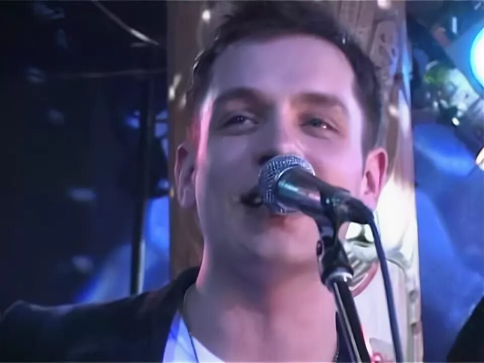 Группа корни вика. Группа корни вика. Корни вика первый канал 2004. Группа корни с днем рождения вика. Корни с днем рождения вика.