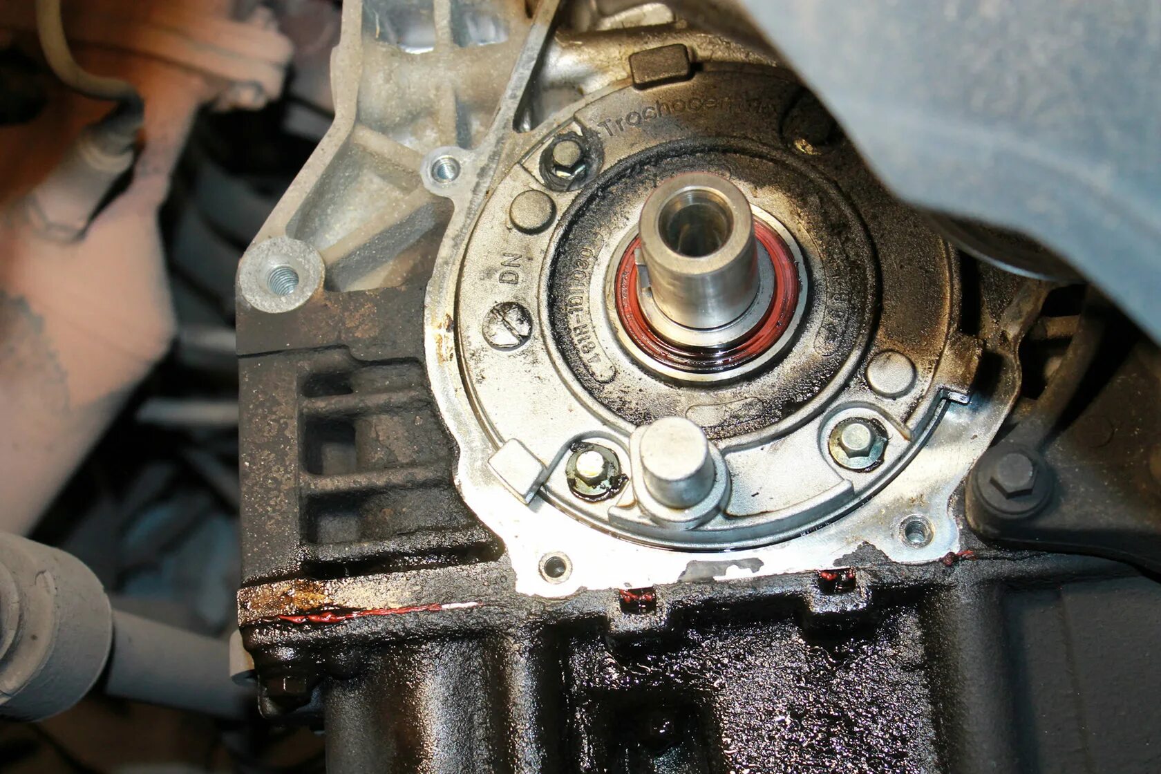 Ваз 2109 сальник коленвала от рено. Как поменять передний сальник коленвала. 6. Scania 113 течет масло сальник коленвала. Сальник коленвала ваз 2109.