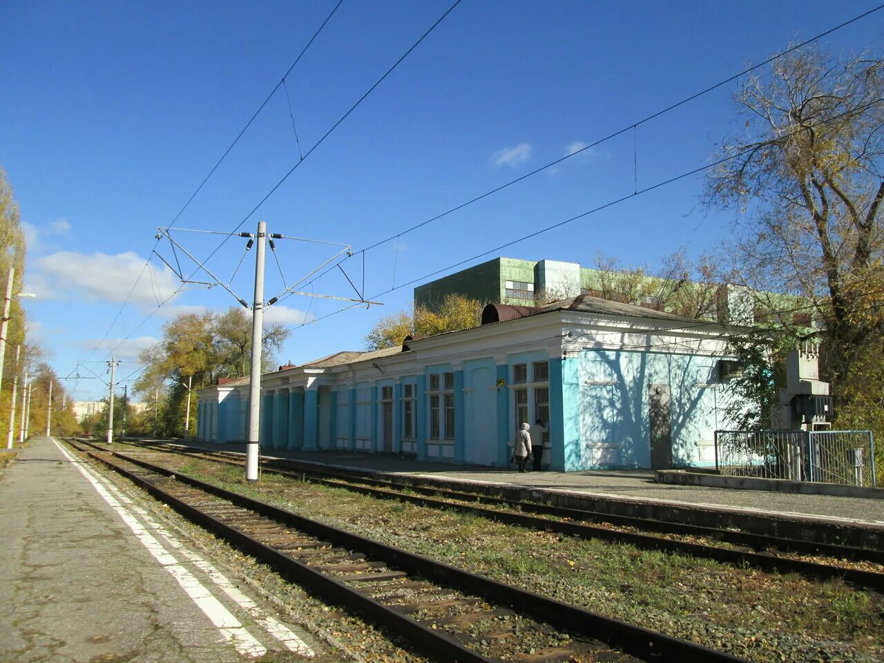 Волгоград тракторная пассажирская. Станция Тракторная Волгоград. ЖД станция Тракторная Волгоград. Тракторная пассажирская Волгоград. Станция Тракторная пассажирская.