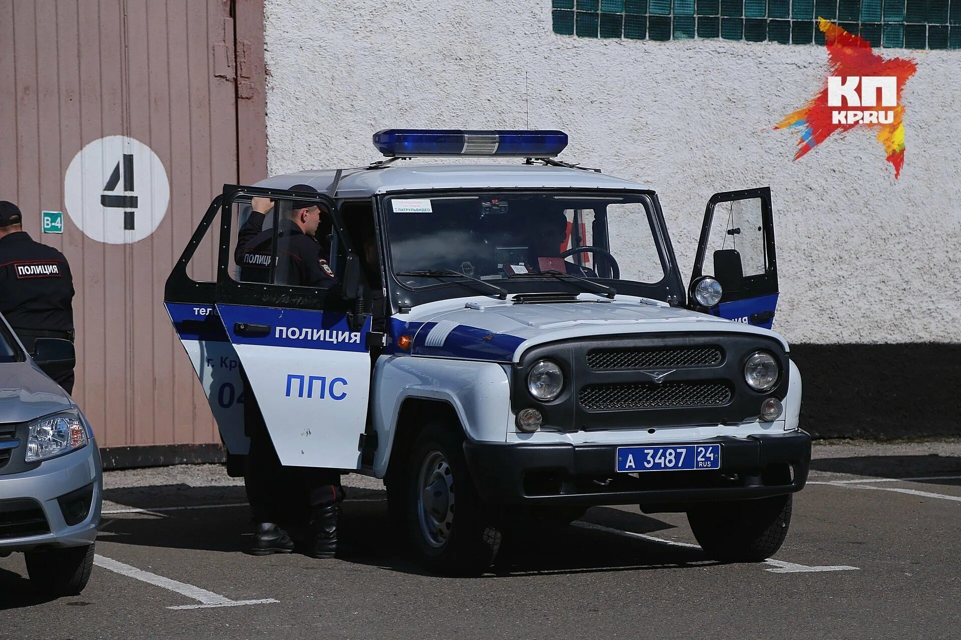 Автомобиль ппс. UAZ Hunter ППС. УАЗ Патриот ППС. УАЗ Хантер полиция ППС. ППС УАЗ Патриот милиция.