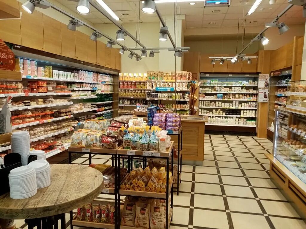 овощной прилавок. органик м 2 москва. красивый продуктовый магазин. The moscow grocery store. The moscow grocery store.