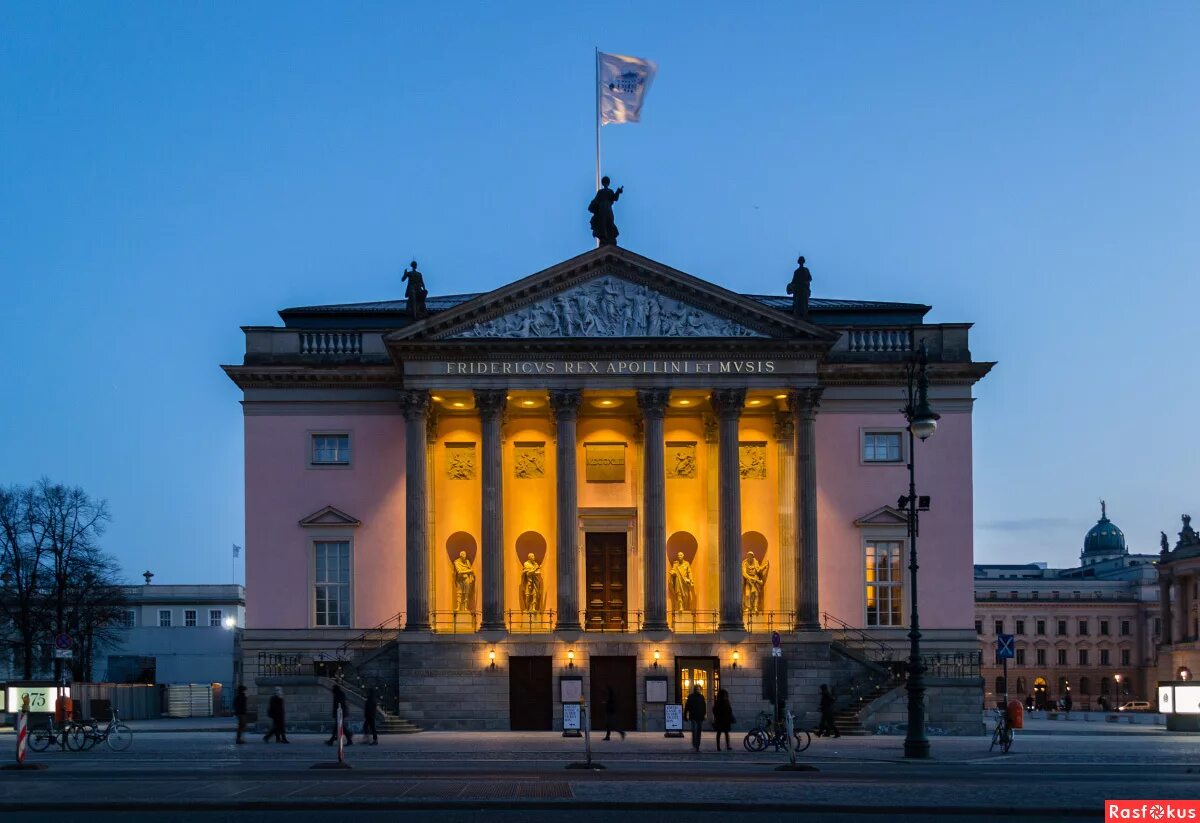 берлин театр штаатсопер. государственная опера унтер-ден-линден. берлинский оперный театр германия. государственная опера унтер-ден-линден. здание большой оперы германия.