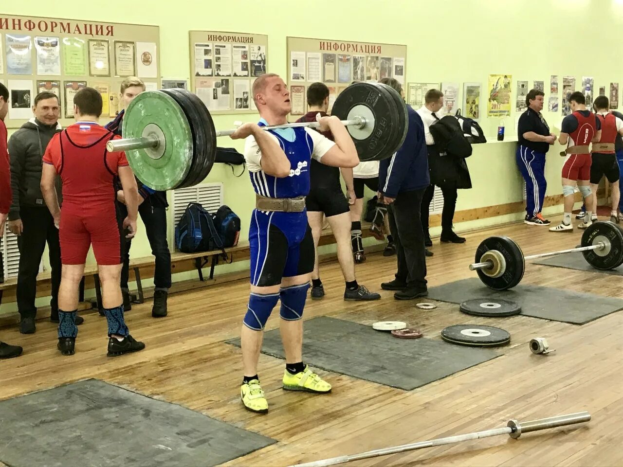 Сдюшор по тяжелой атлетике. Тяжелая атлетика петербург. Светлана ершова тяжелая атлетика. Тяжелая атлетика петербург. Краевскогокартинки зала.