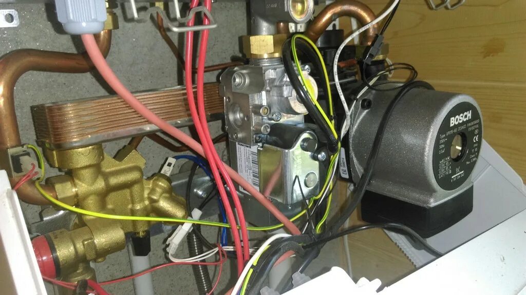 Ремонт автоматики газового котла. Protherm волк котел волк 12kso. Автоматика котла кебер. Автоматикагазвогокотлаарбат. Ремонт автоматики газового котла.