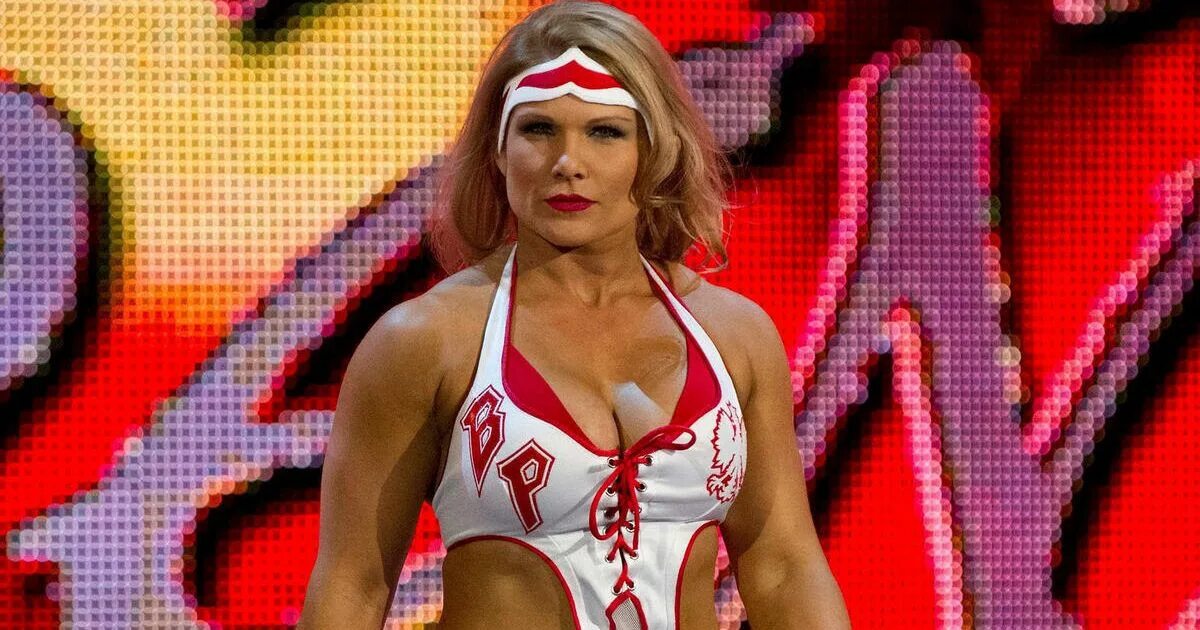 Charlie phoenix. Charli Phoenix. Beth Phoenix 2023. Charli Phoenix актриса.