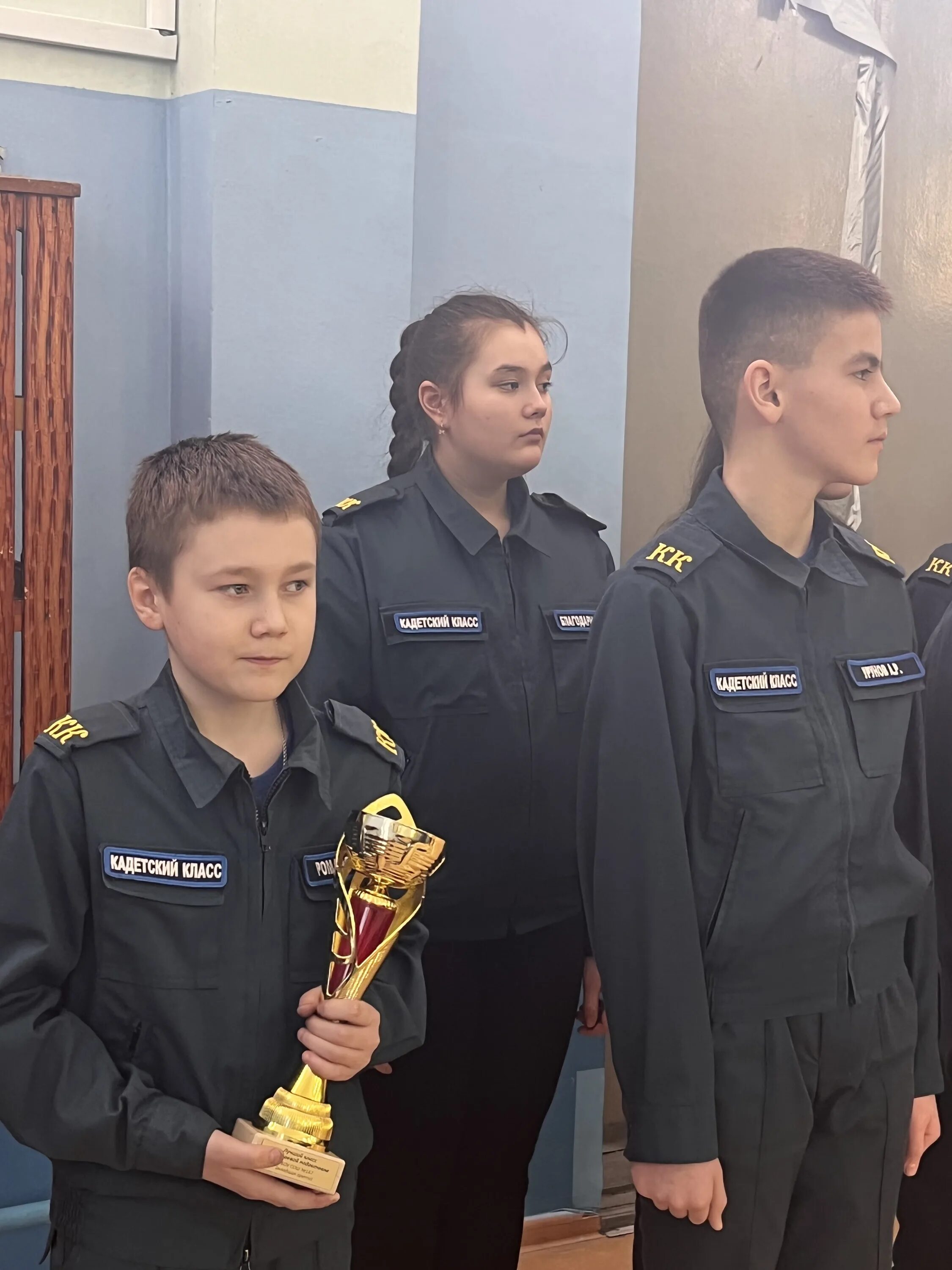 Пожарные кадеты. Пожарно-техническая выставка имени б и кончаева. Пожарный кадет балтийский берег. Кадеты мчс. Кадетский пожарно спасательный корпус химки.