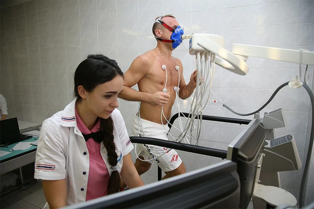 Углубленное медицинское обследование спортсменов. Медобследование спортсменов. Мед обследование спортсменов. Врачебное обследование спортсменов. Спортивный медосмотр.
