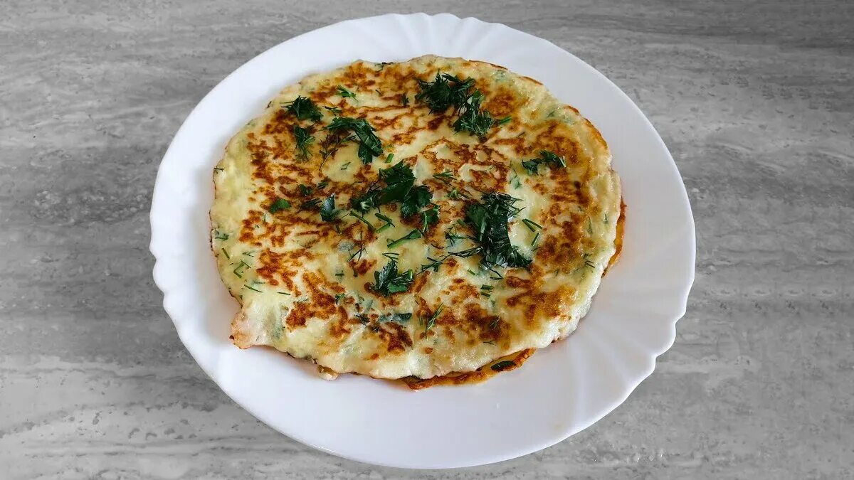 Хачапури с сыром и яйцом на сковороде. Ленивый хачапури пп. пп хачапури на сковороде с творогом. пп хачапури с творогом и сыром на сковороде. ленивые хачапури с сыром на сковороде.