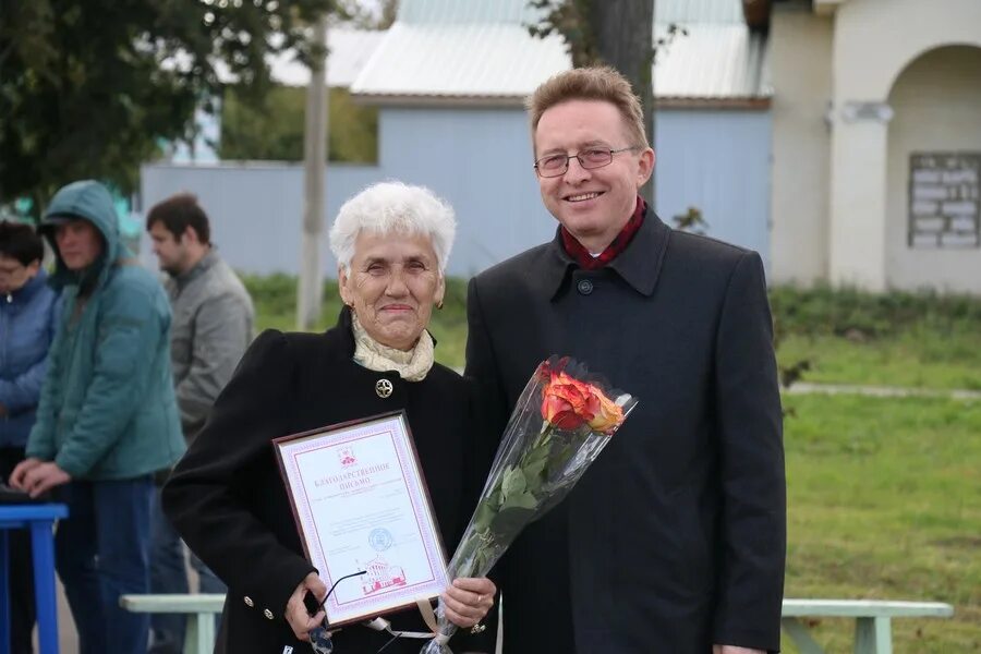 Выставка общественных организаций. Администрация г Новомосковск. Новомосковск Тульская область пророков. Лица Новомосковской администрации. Зам главы администрации Новомосковска Тульской области.