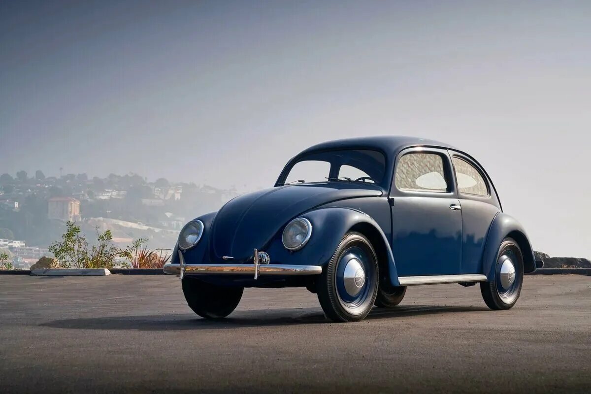 1 автомобиль фольксваген. Volkswagen Beetle Жук 1938. Volkswagen Käfer – «Жук». 1946. Volkswagen Жук 1 поколение. Volkswagen Käfer 1938 вермахта.