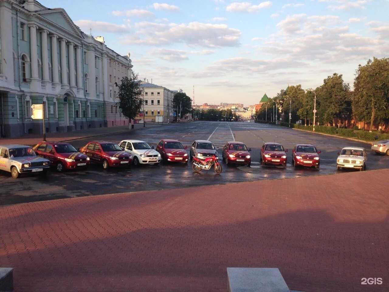 Автошкола. Автошкола Нижний Новгород. Областная автошкола Нижний Новгород. Автошколы в Нижнем Новгороде в Автозаводском районе.